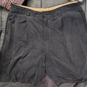 Tommy Bahama Shorts Men's 33 Black Silk Pleated